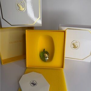 Swarovski beetle on a leaf Crystal